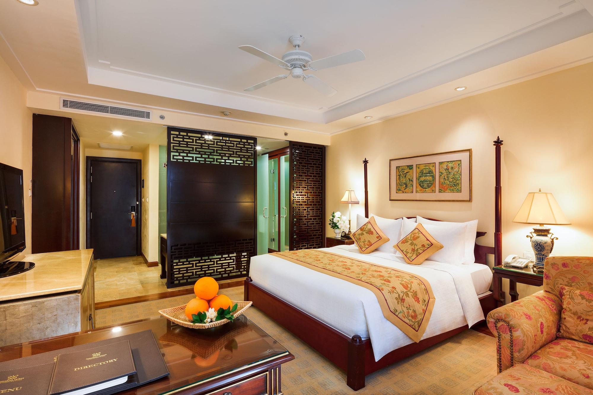 Indochine Palace Hue Exterior photo